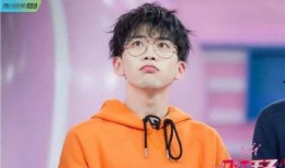 抖音网红明星吃瓜是谁呀,揭秘抖音网红明星吃瓜背后的故事